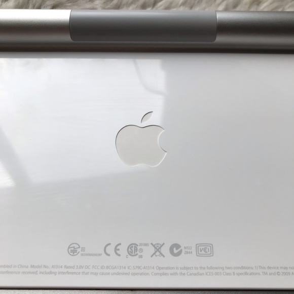 Apple Wireless Keyboard - Picture 5 of 7